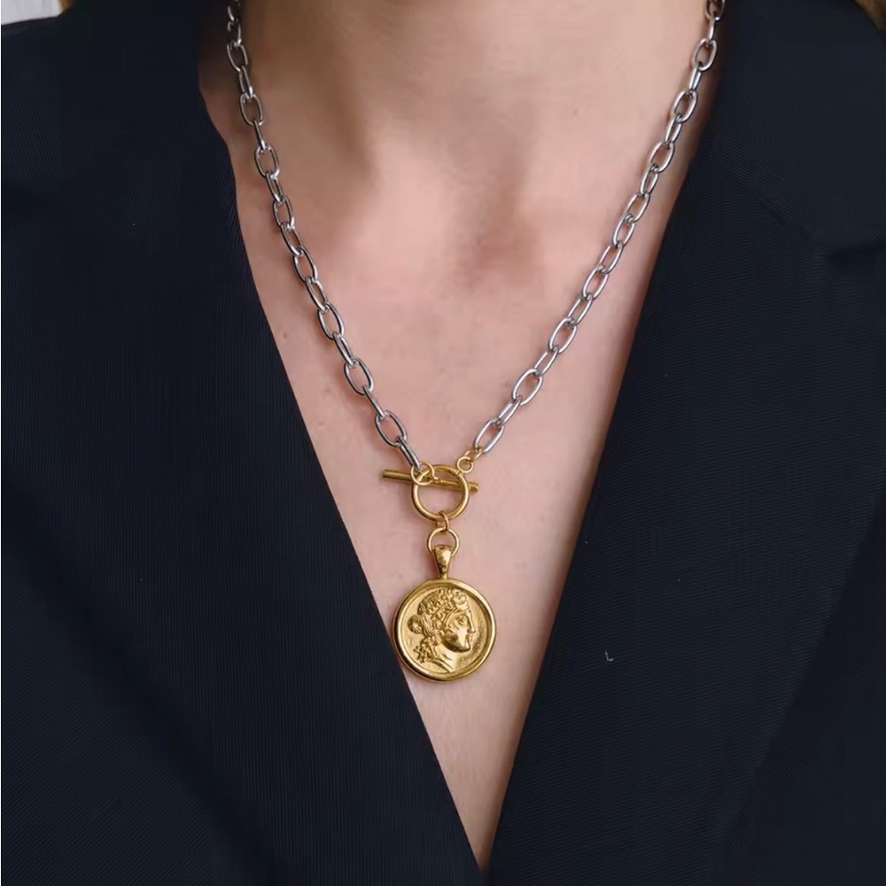 Coin Pendant Necklace Replica Coin Gold And Silver Toggle Clasp Necklace